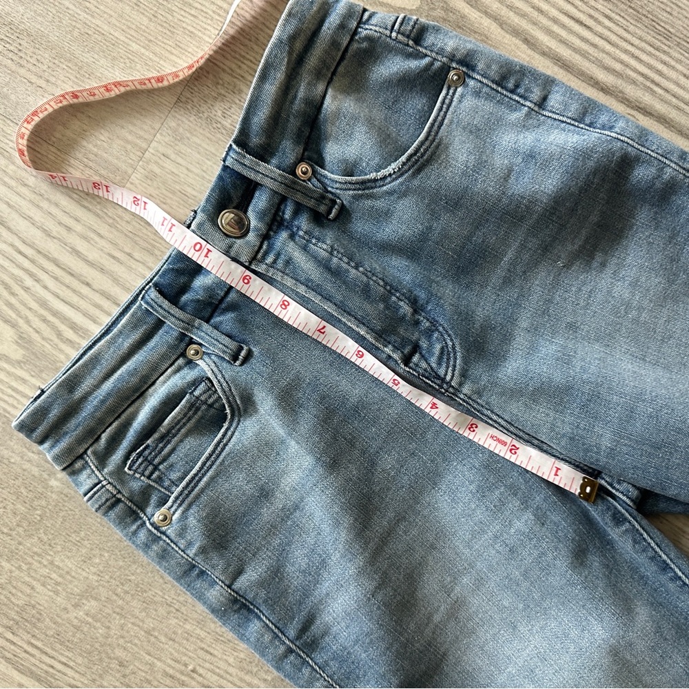 Good American Distressed Good Flare Jeans 0/25 - Picture 10 of 11
